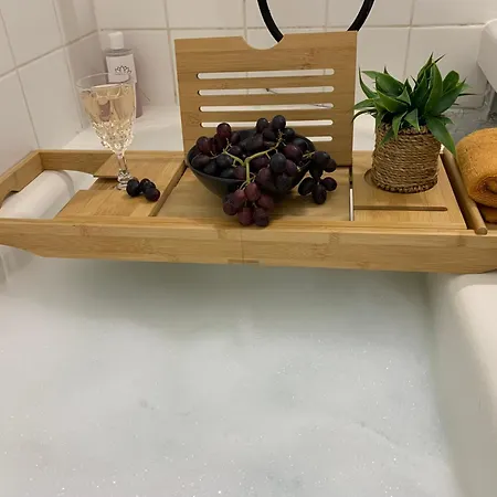 1br Cityapartment Sy5, Free Parking On The Street